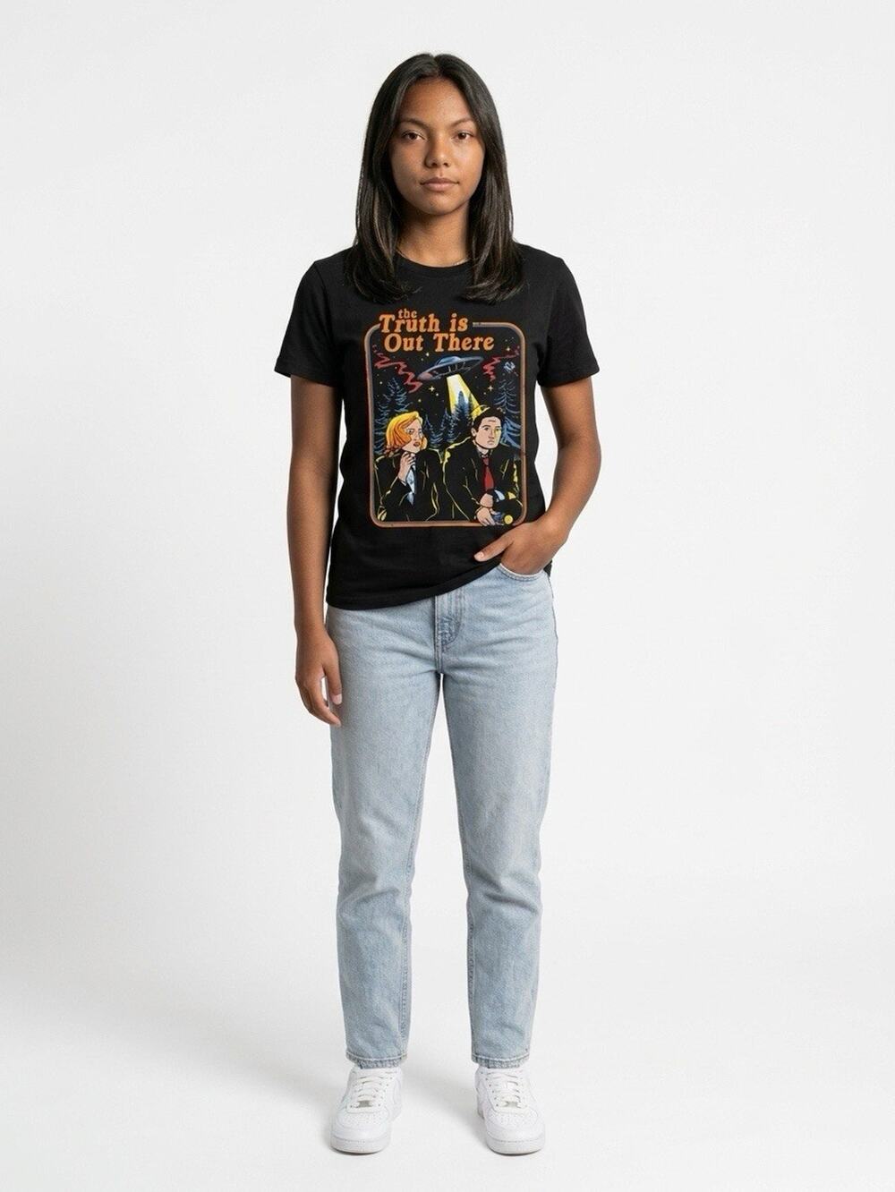 The Truth Is Out There, X-Files Graphic T-Shirt, Women’s size M -US 6 Black